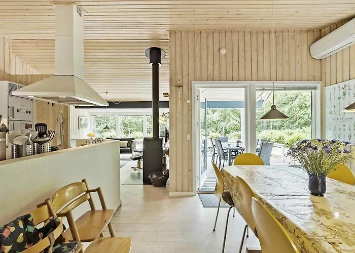 1474-aakirkeby-boesparken-20 * Vester Sømarken